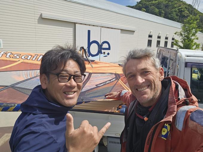 Thanks to "Be" Hamada -> https://be-hamada.com